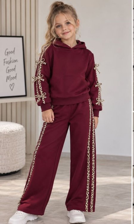 Dres dziewczęcy Bordo – Bluza z kokardkami i szerokie spodnie szwedy 