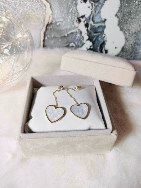 Kolczyki wiszące serca marmur